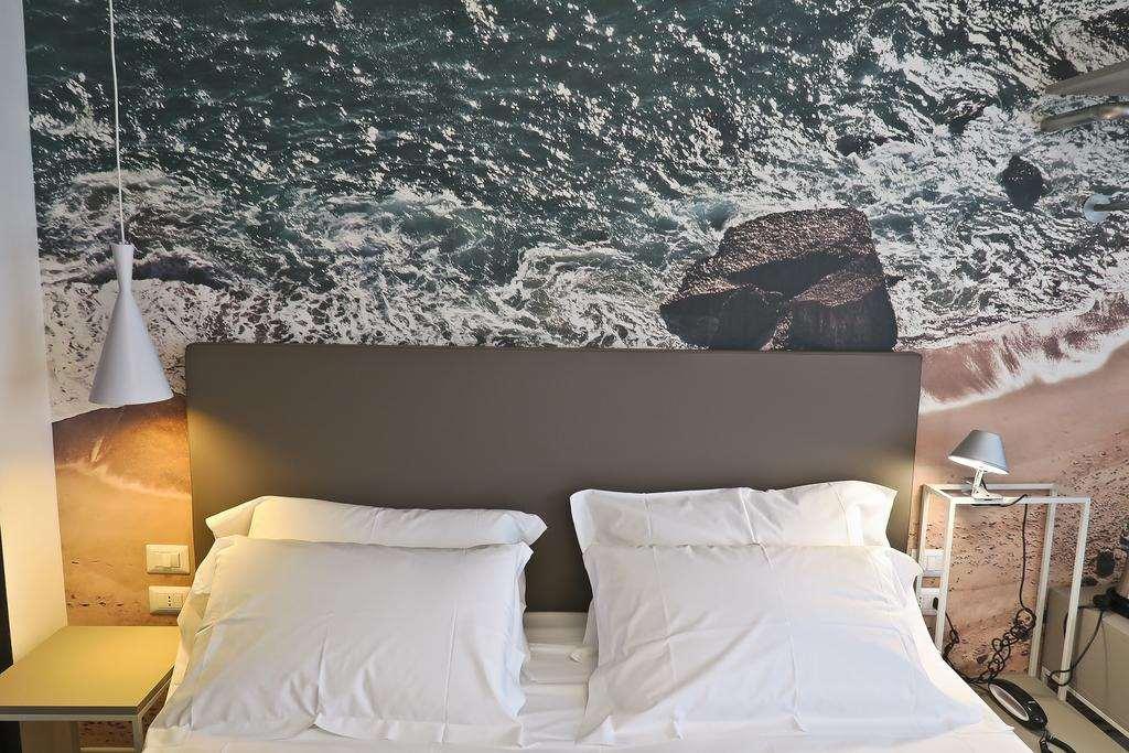 Hotel Corsi - 菲乌米奇诺 客房 照片